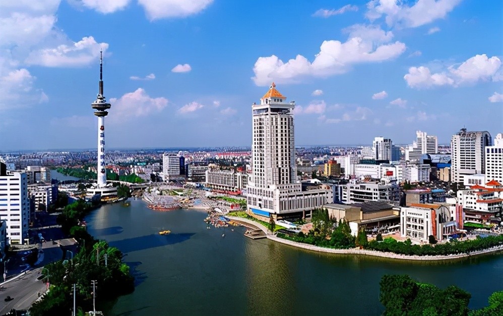 巷弄深处江苏韵，探寻老字号美食秘境