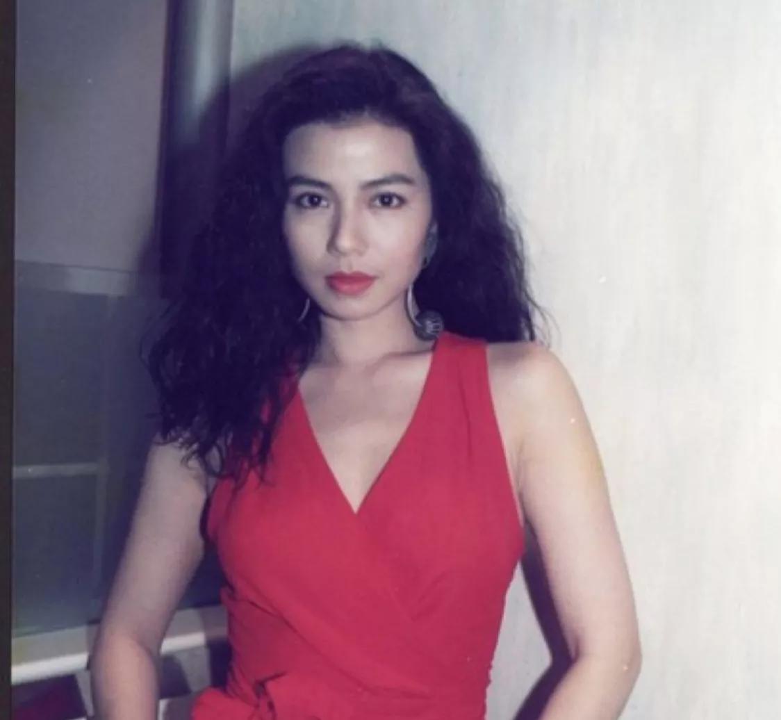 光影香港，演员街头演绎深情演绎