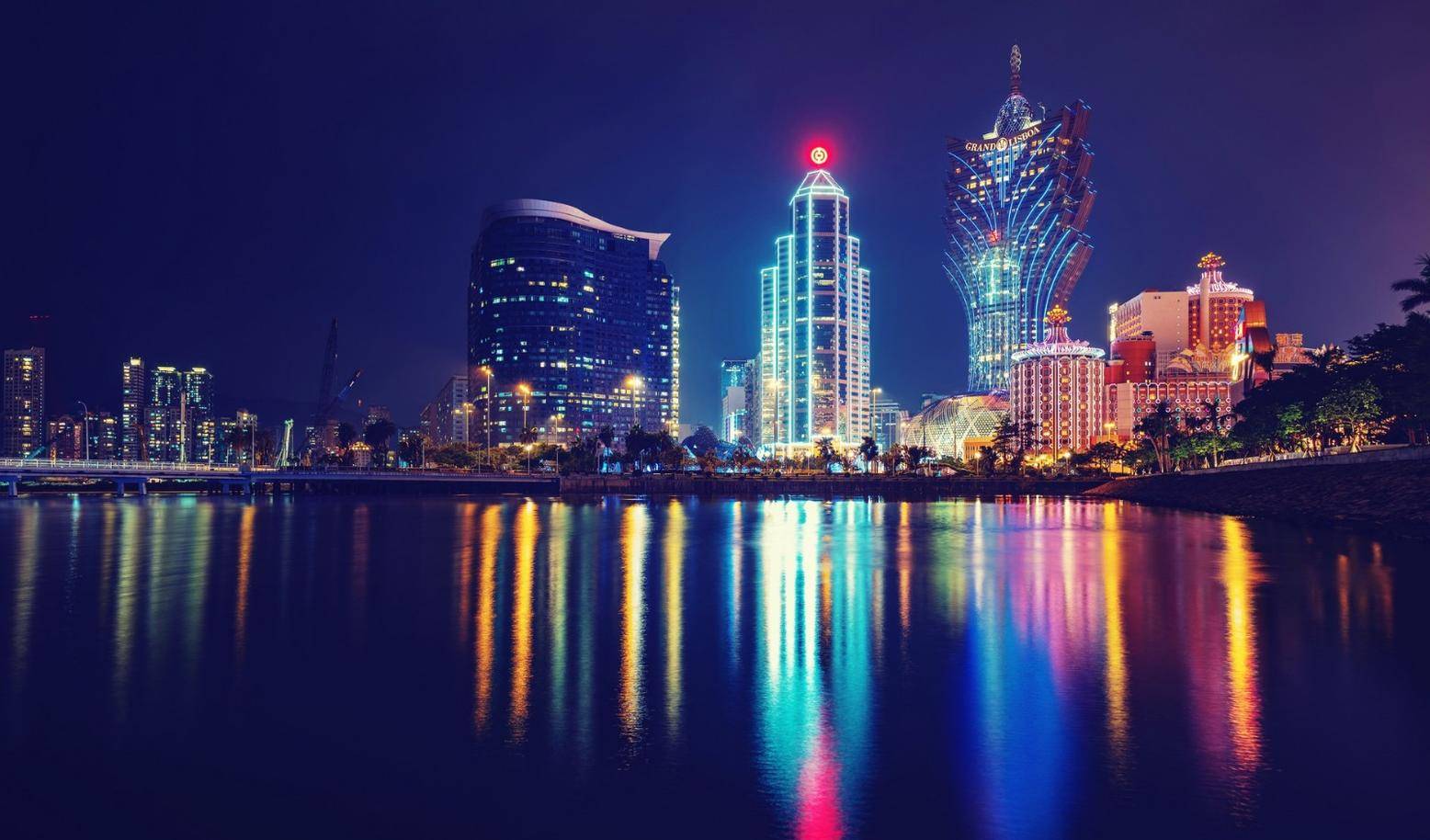 东方明珠传奇，澳门播音稿里的故事